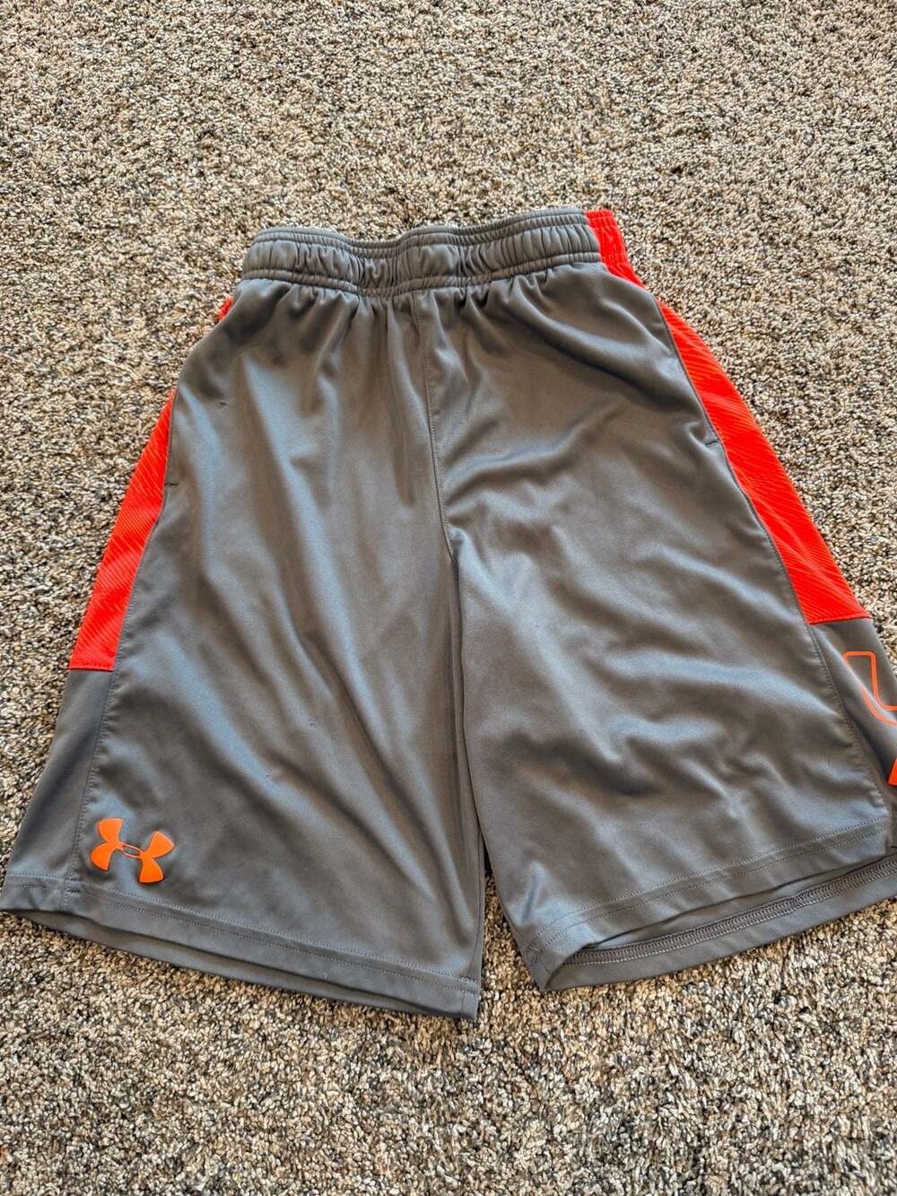 Under Armour Shorts Youth Medium Gray Orange HeatGear